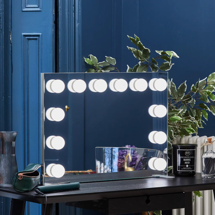 Bulb mirror deals dressing table